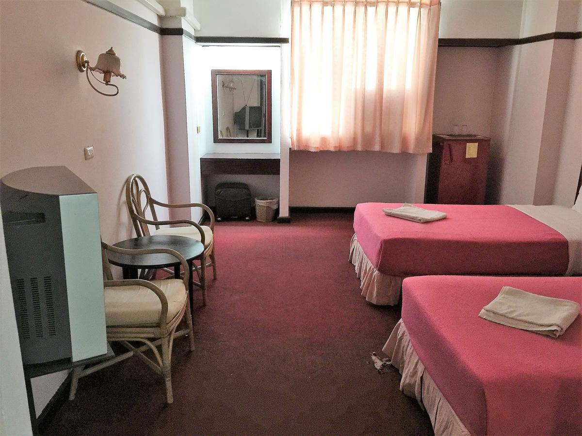 Daeng Plaza Hotel Phuket Eksteriør billede